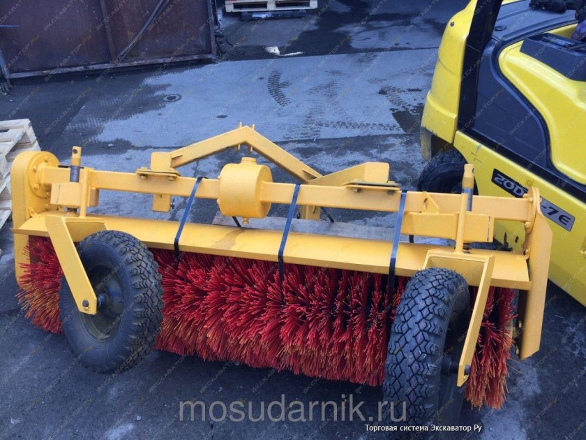 Щетка дорожная на МТЗ 82