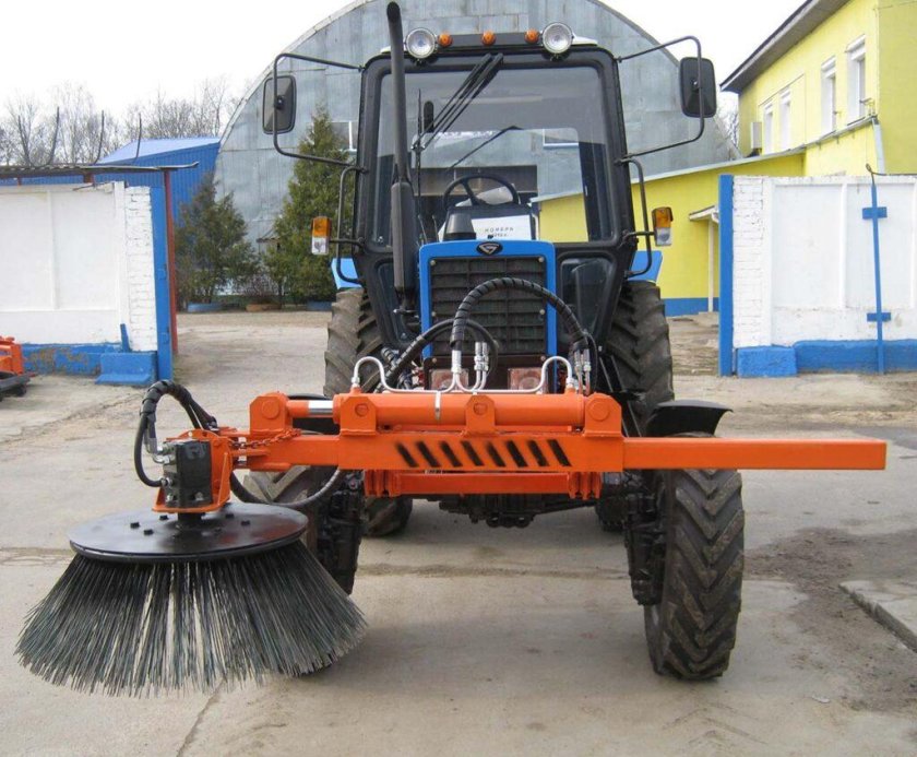 Щетка лотковая навесная бл-900