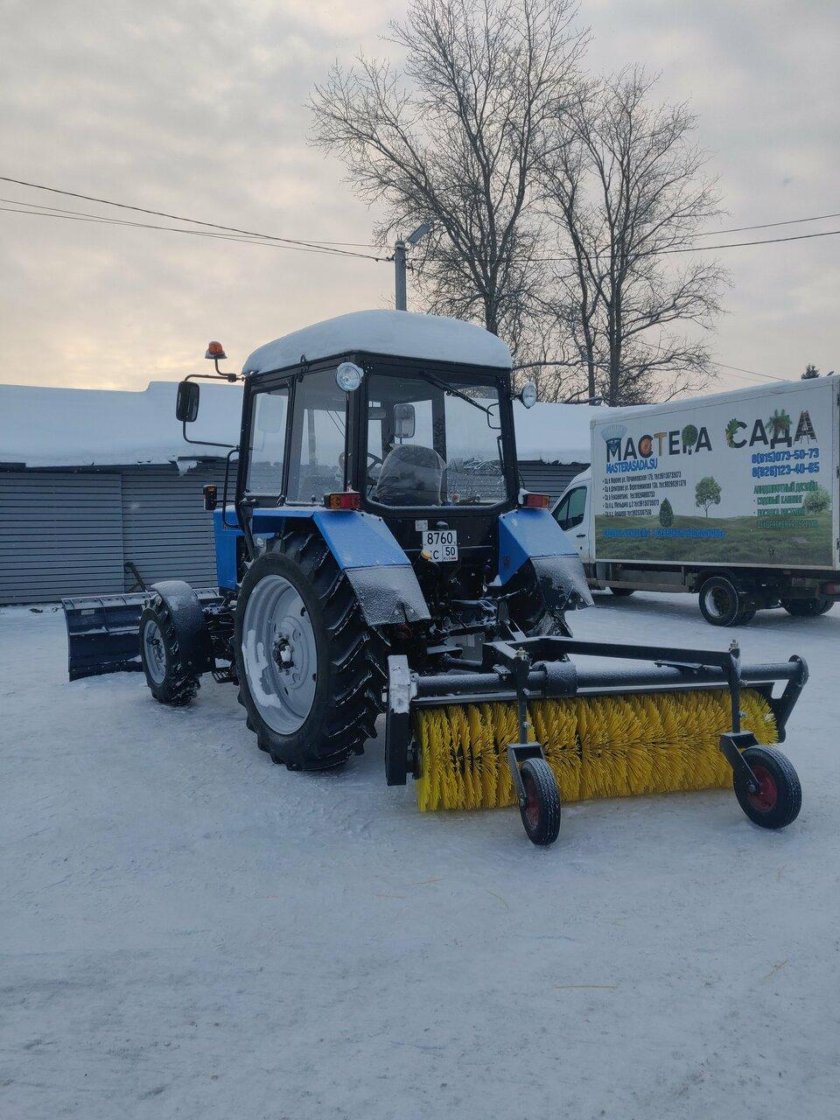 Мтз с щеткой