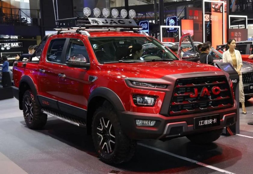 Китайский пикап JAC t8
