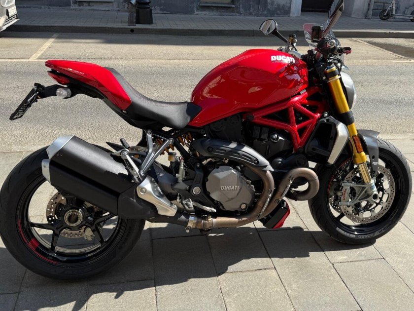 Ducati monster