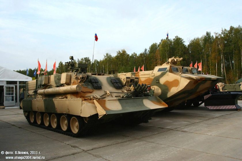 Брэм-80у бронированная ремонтно-эвакуационная машина