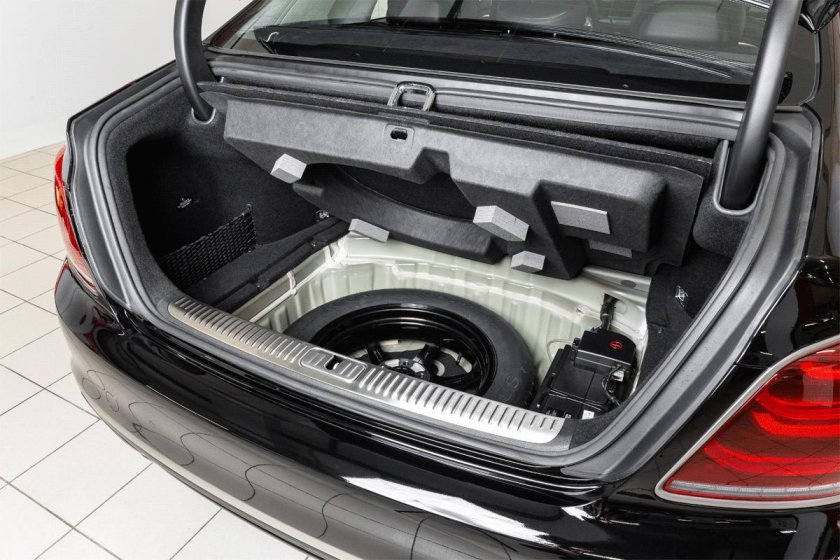 Киа Кворис аккумулятор