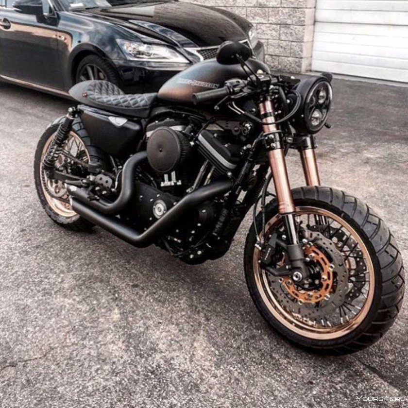 Мотоцикл Харлей Дэвидсон 883