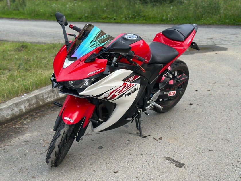 Спортивные мотоцикл