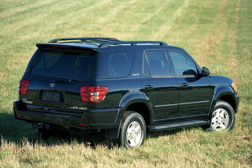 Toyota Sequoia 2000