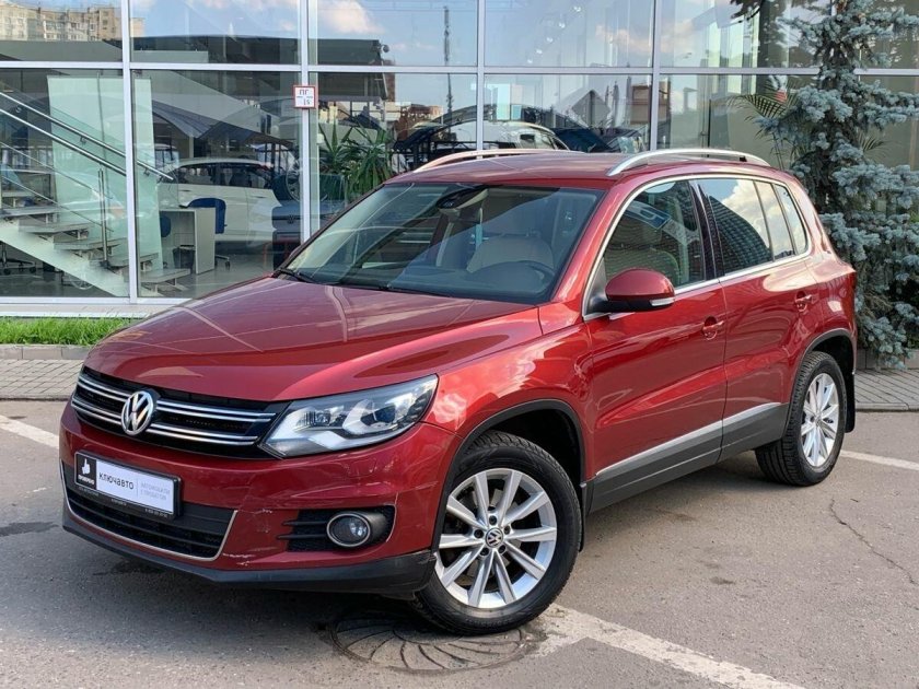 Volkswagen Tiguan 1 поколение