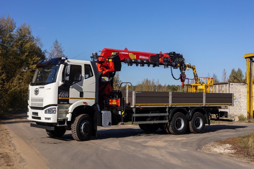 Оснащение кран-манипулятора КММ 2056-002 люлькой