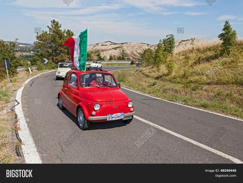Фиат 500 итальянский флаг