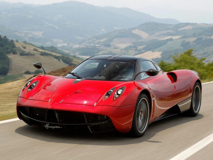 Суперкар Pagani Huayra