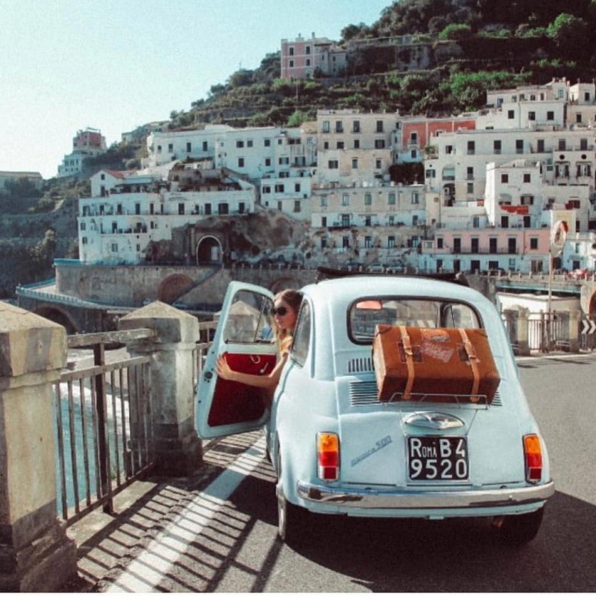 Fiat 500e Италия побережье