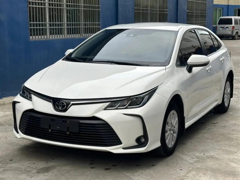 Тойота королла 2021 года