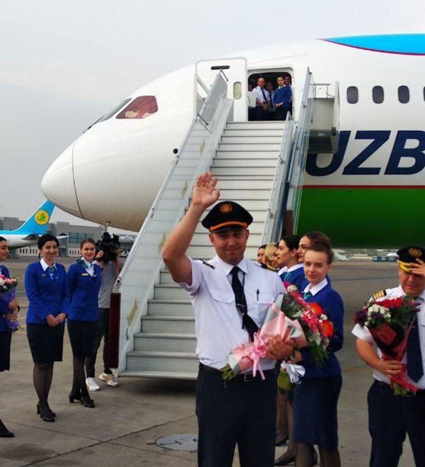 Боинг 787 Uzbekistan Airways