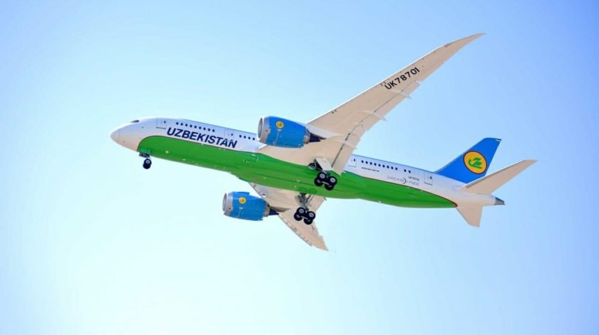 Самолёт авиакомпании Uzbekistan Airways