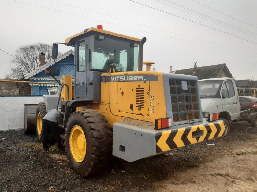 Митсубер фронтальный погрузчик