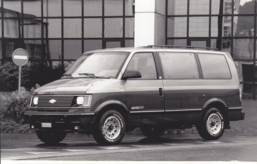 Chevrolet astro 1985