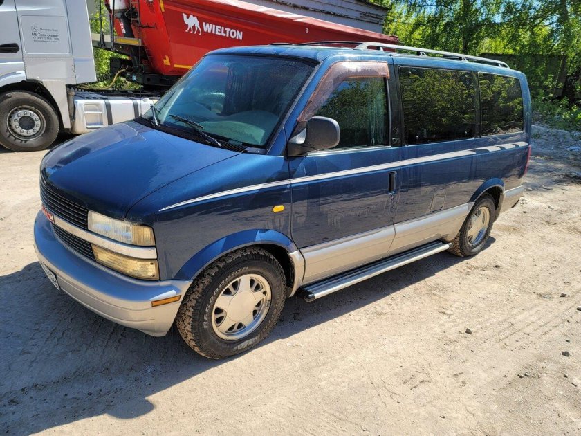 Минивэн шевроле астро