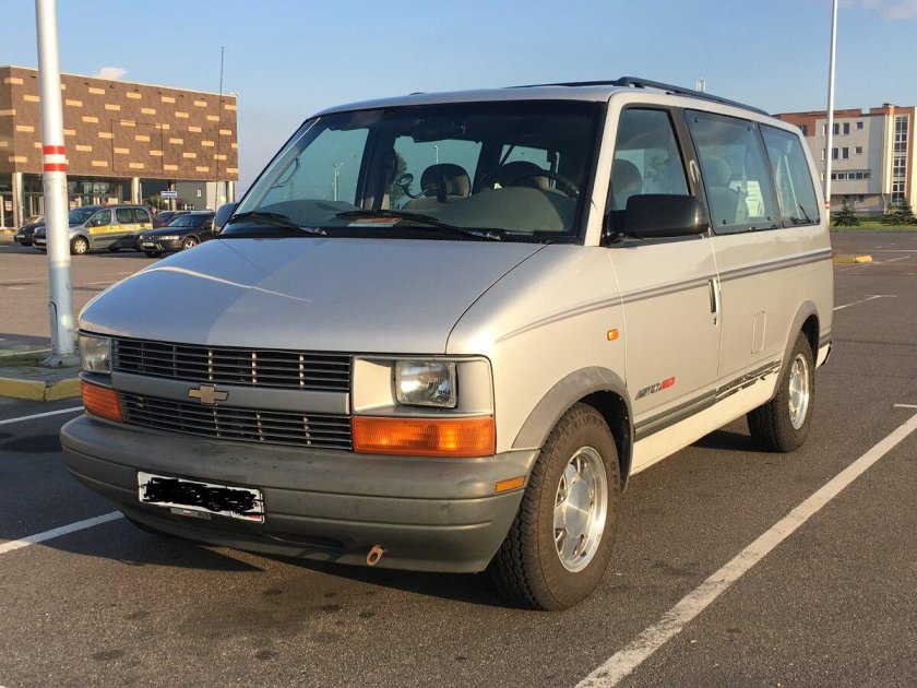 Chevrolet astro van