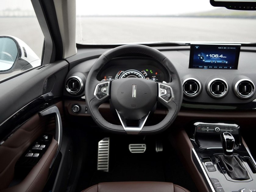 Кроссовер Wey vv7