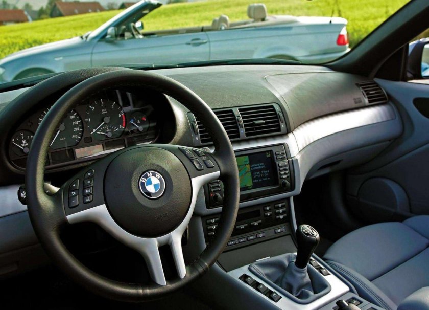 БМВ 3 2002 салон