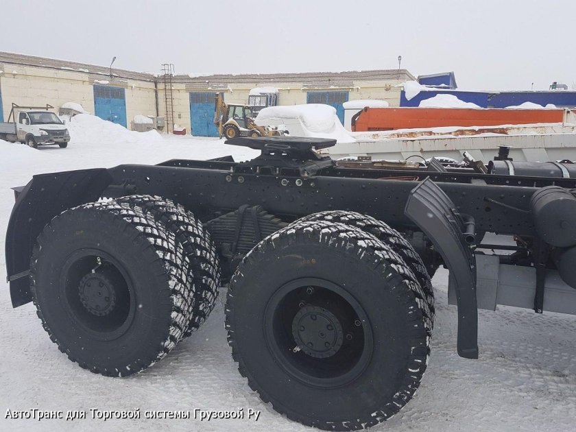 КАМАЗ-65225 седельный тягач