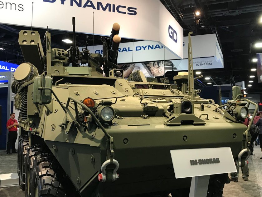 БТР Страйкер