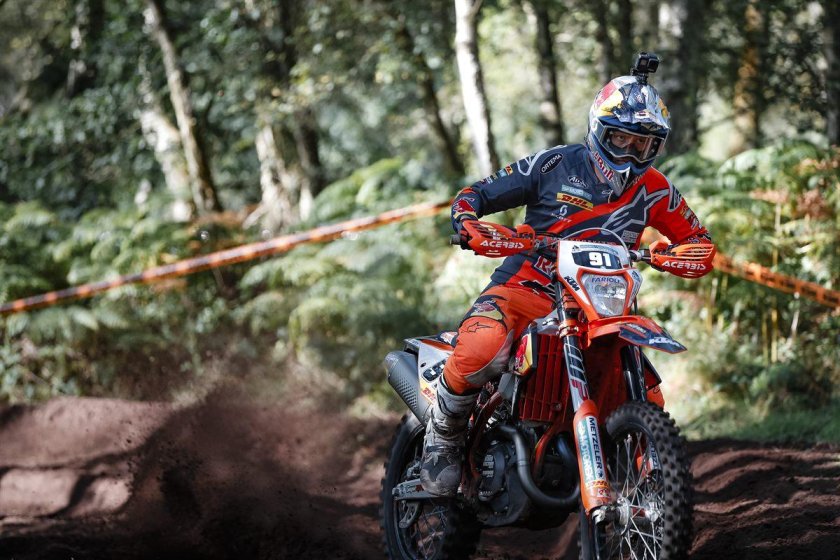 Ватсон на мотоцикле