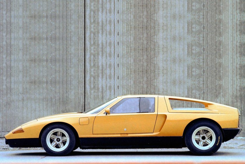 Mercedes-Benz c111