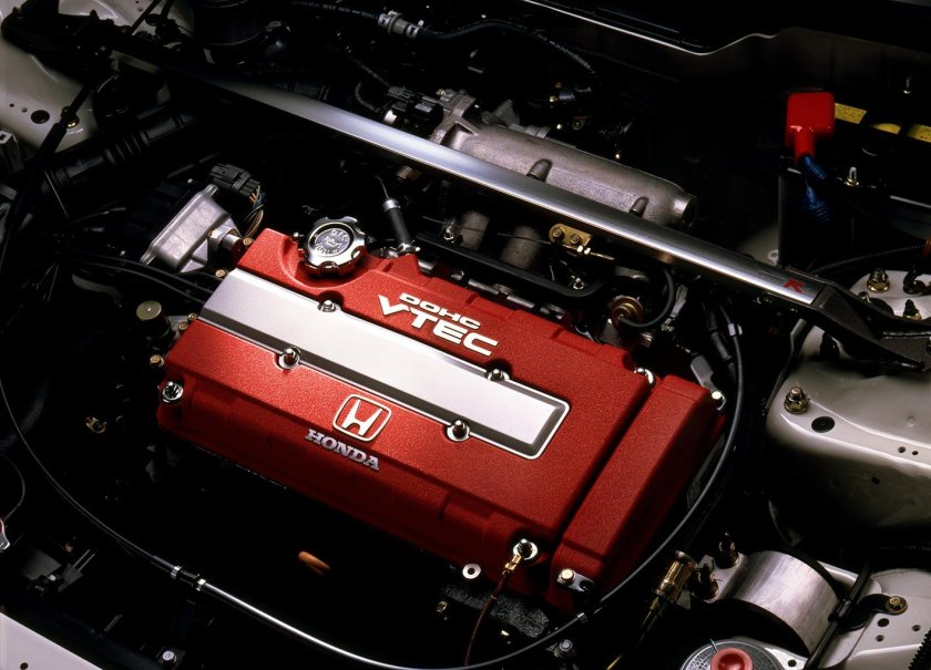 Мотор Honda b16