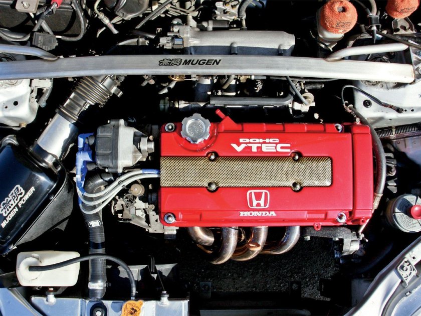 Мотор втек Хонда