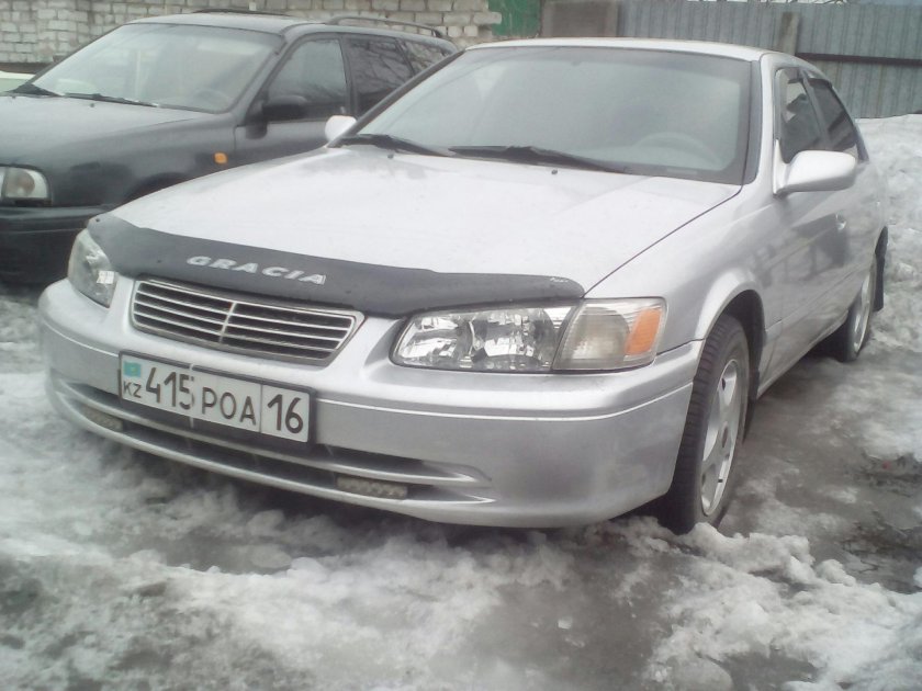 Toyota camry 2.2 2001