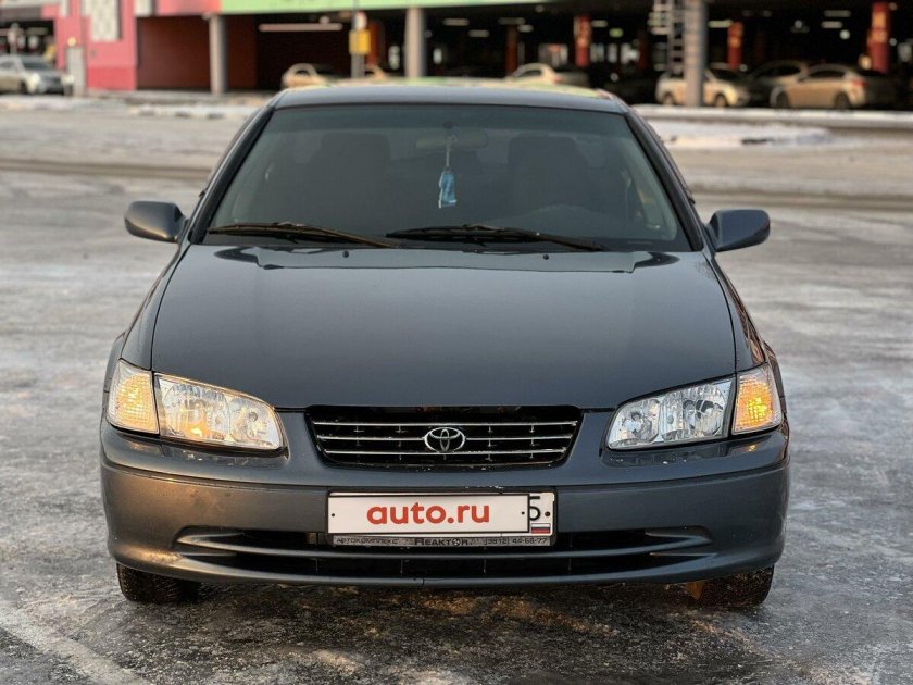 Turkmenistan Toyota Camry 2000 2001