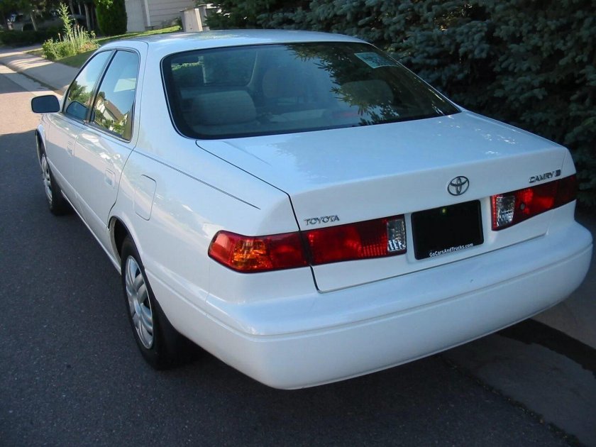 Toyota Camry 2000