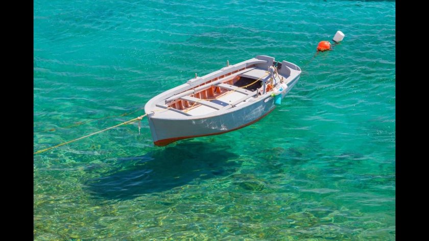 Лодка шлюпка