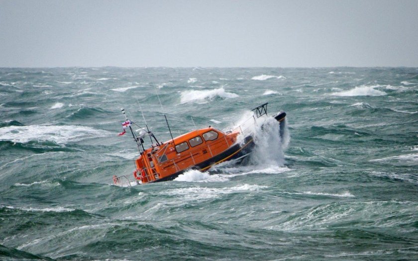 Катер шторм 2