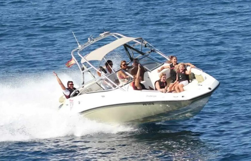 Отдых на катере