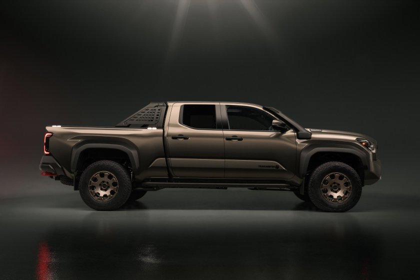 Toyota Tacoma 2024 trailhunter
