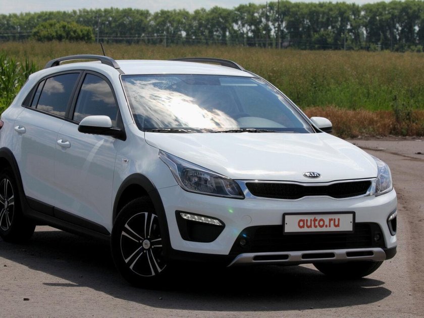 Kia Rio XLINE белый
