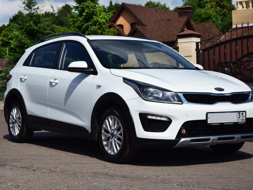 Kia Rio x белая