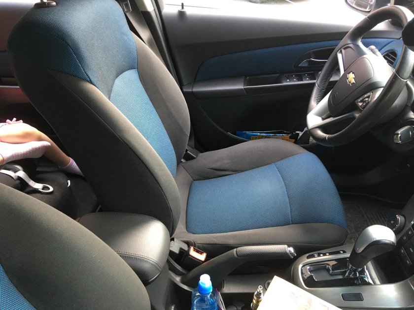 Чехлы на шевроле круз