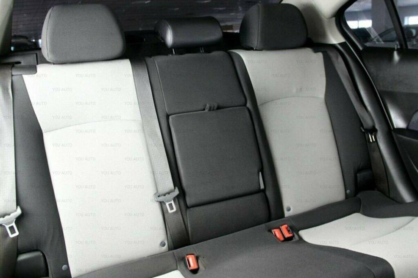 Размер заднего сиденья Шевроле Круз седан