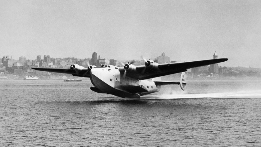 Самолет \ летающая лодка\ boeing 314 clipper