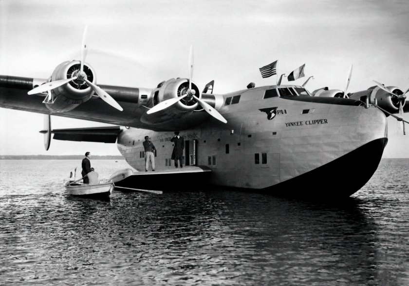 Летающая лодка Boeing 314 Clipper