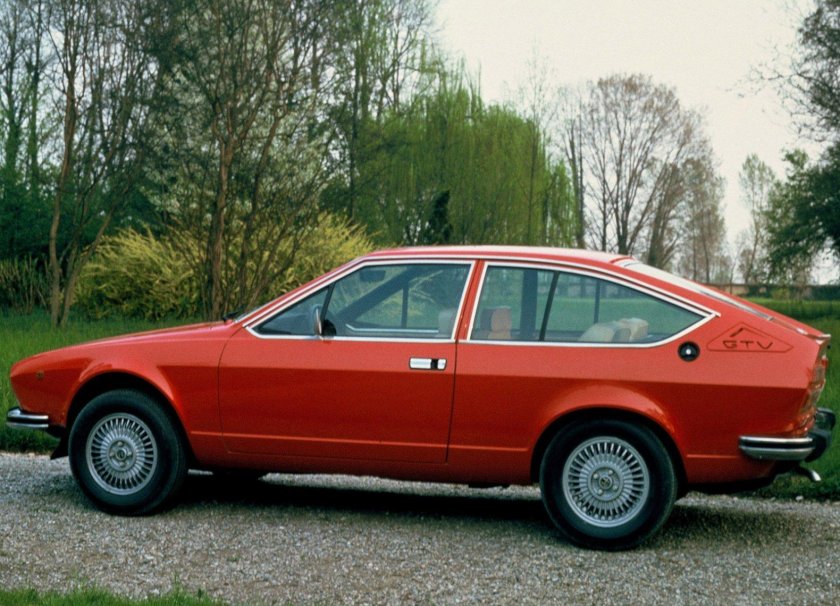 Alfa Romeo Alfetta GTV