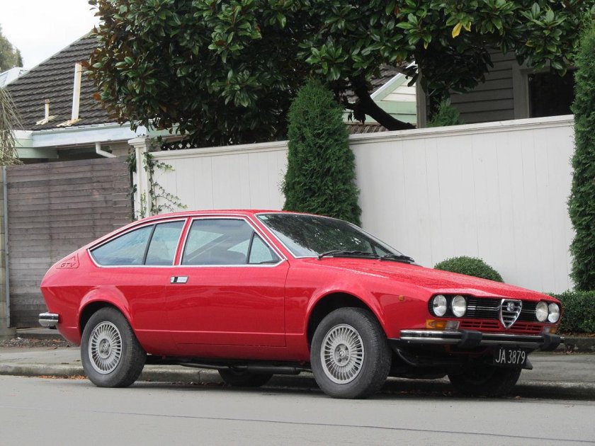 Alfa Romeo Alfetta gtv6