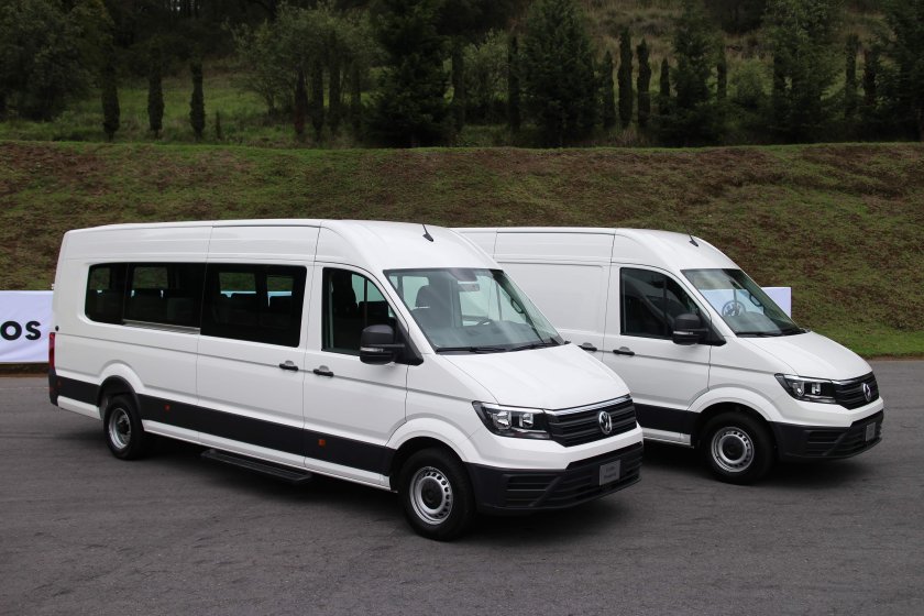 Микроавтобус фольксваген крафтер