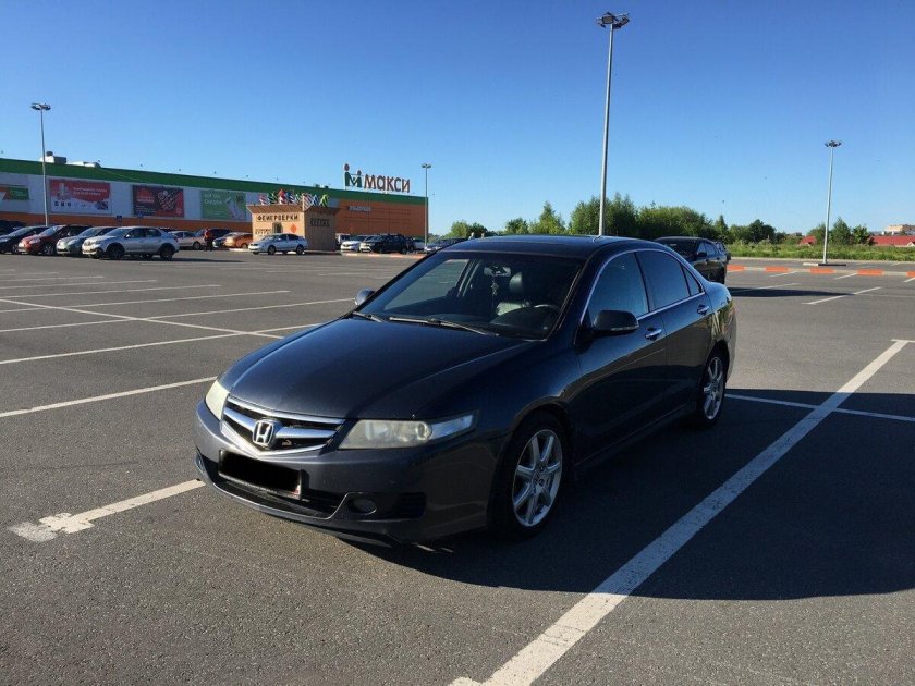 Хонда Аккорд серая