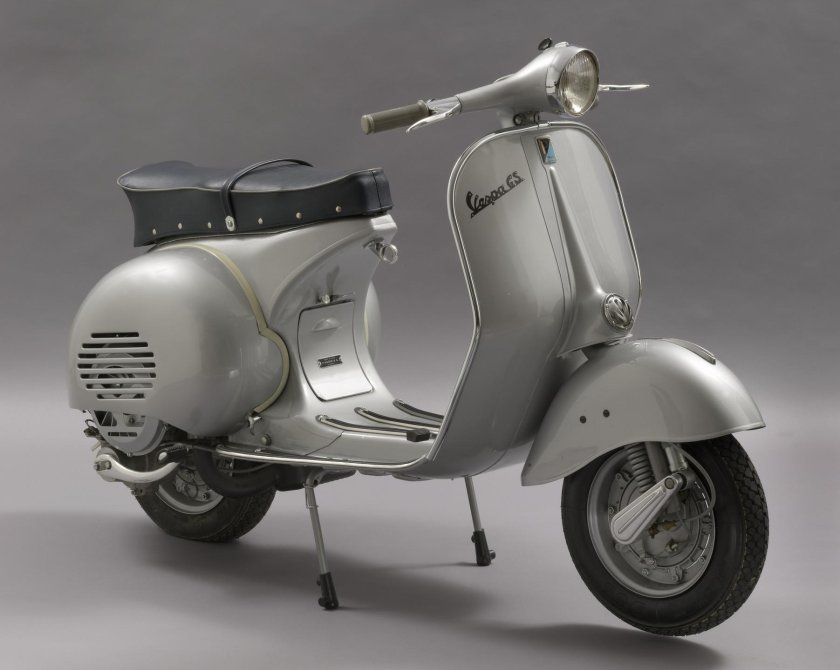 Мотороллер Vespa 150 GS