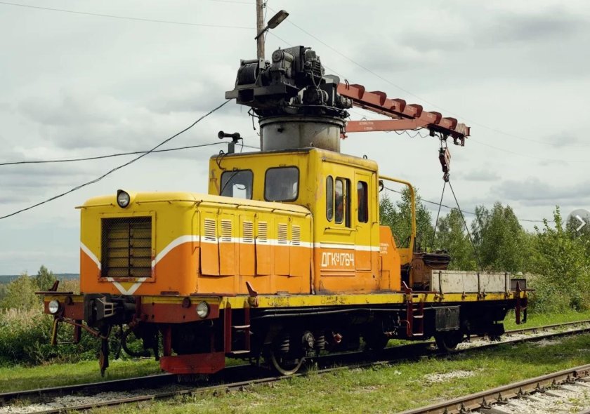 Дрезина Железнодорожная ДГКУ