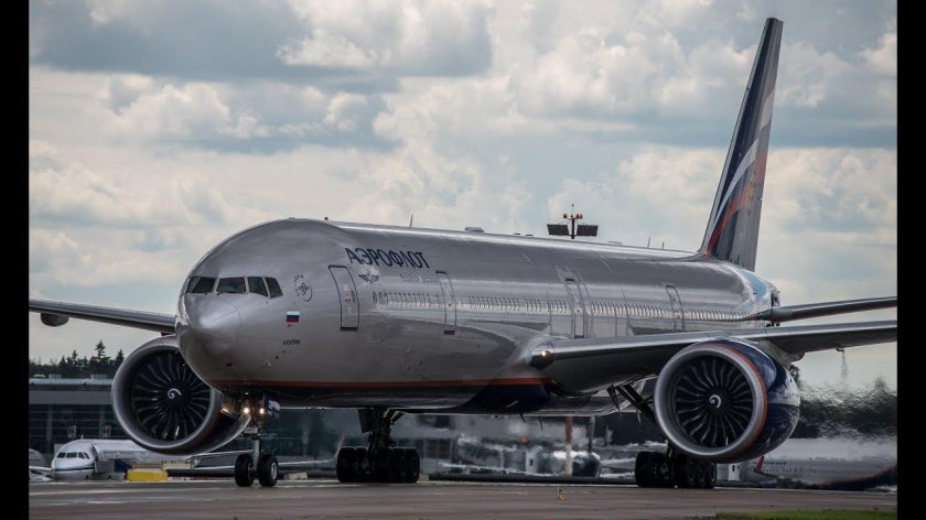 Самолет Боинг 777-300